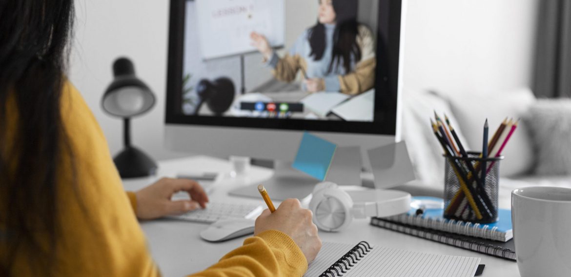 TUTORÍAS DE APOYO AL ESTUDIO · ON-LINE